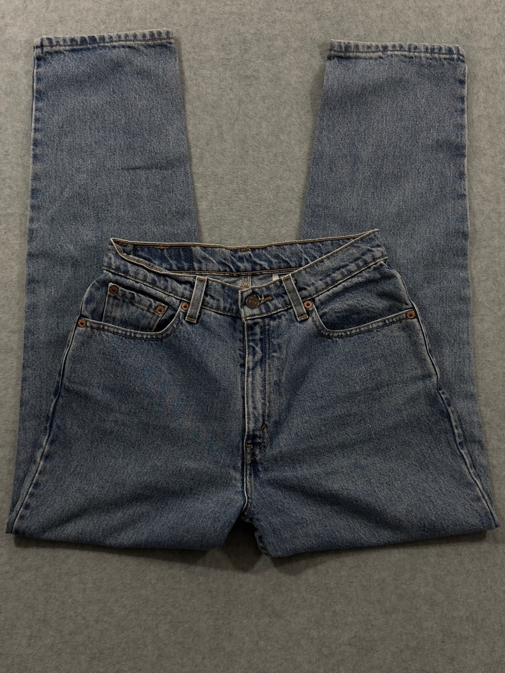 Vintage 90’s Levi's 512 Slim Fit Straight Leg Light Wash Blue Jeans Size 8